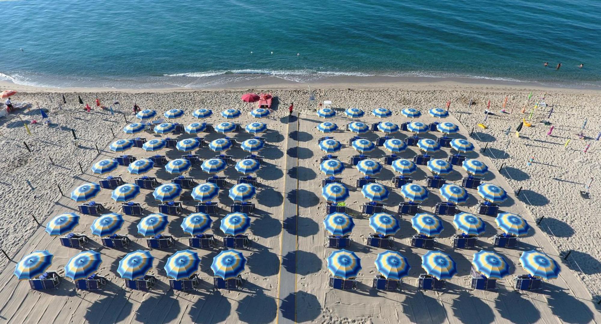 Villaggio Camping Lungomare Cropani Esterno foto