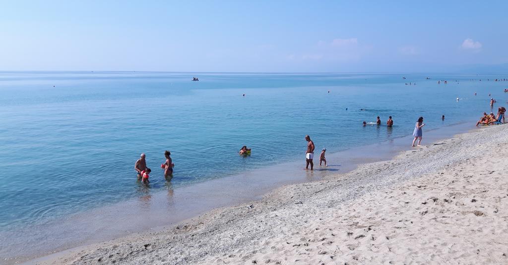 Villaggio Camping Lungomare Cropani Esterno foto