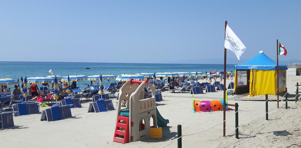 Villaggio Camping Lungomare Cropani Esterno foto