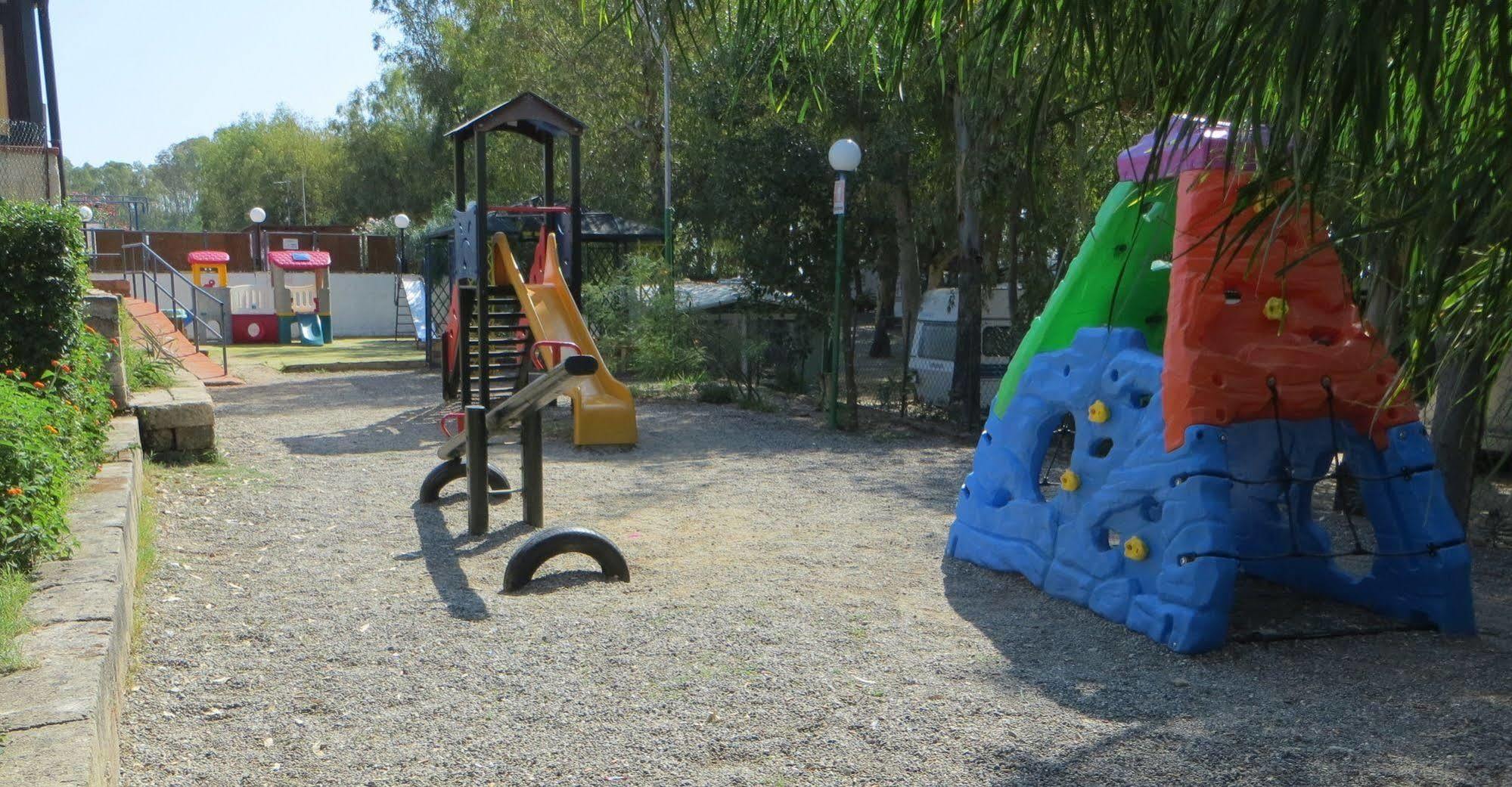 Villaggio Camping Lungomare Cropani Esterno foto